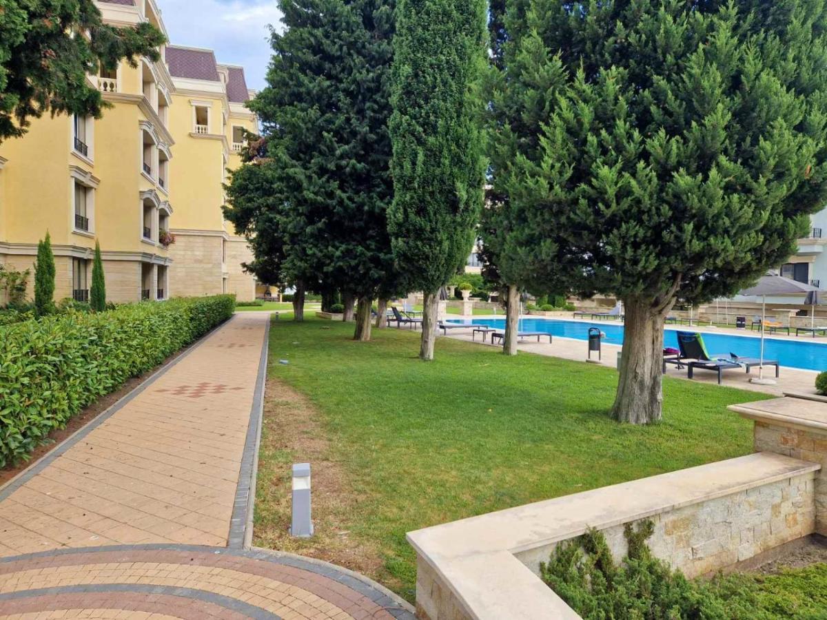 Апартамент Resort Sensation 1 Saints Constantine and Helena ภายนอก รูปภาพ